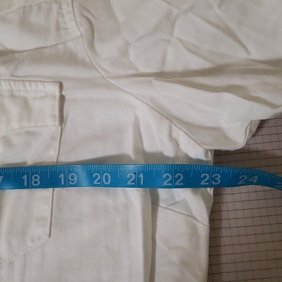 Levi's button down - Picture 6 of 7